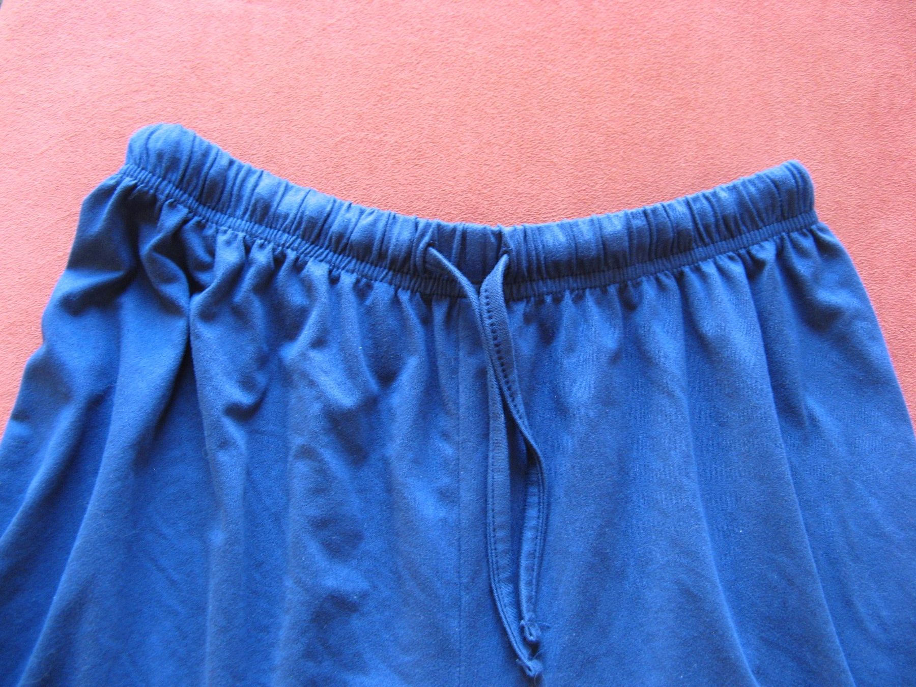 Hosen: blaue Shorts von Leyla Gr. M – Gebraucht aus Zürich von apil 2