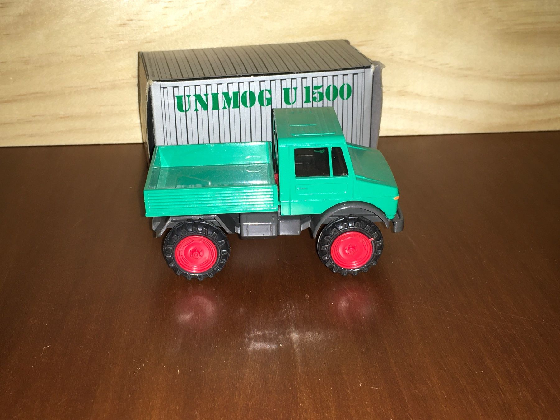 Unimog Modellini d'auto: Unimog U1500 - Cursor - Vintage Modell – Nuovo (secondo la descrizione) da Wohlen AG venduto da PrivatSammlung 1