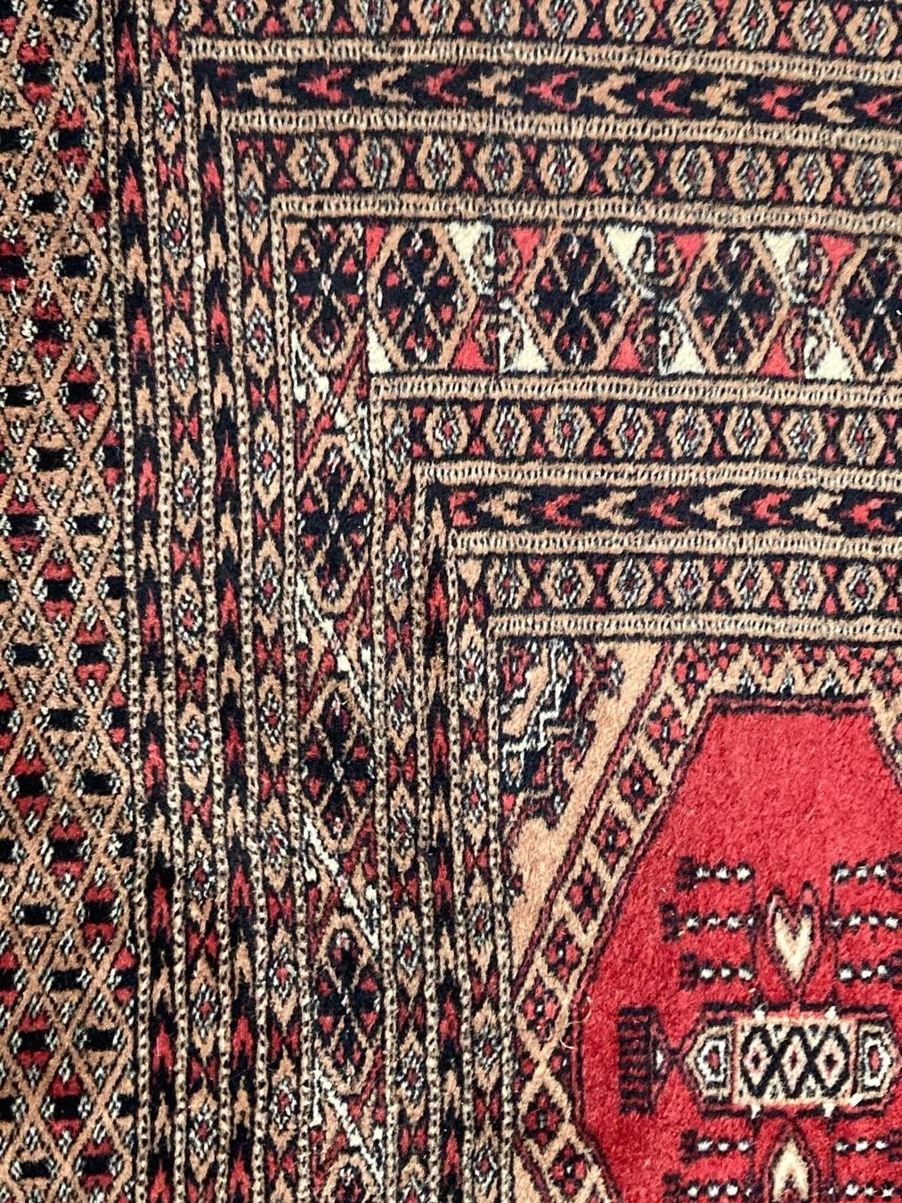 Tappeti: Orientteppich Grösse 140cm x 95cm – Usato da Niederhelfenschwil venduto da Chleeblatt1938 2