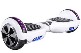 Hoverboard Weiss mit LED auf Rädern