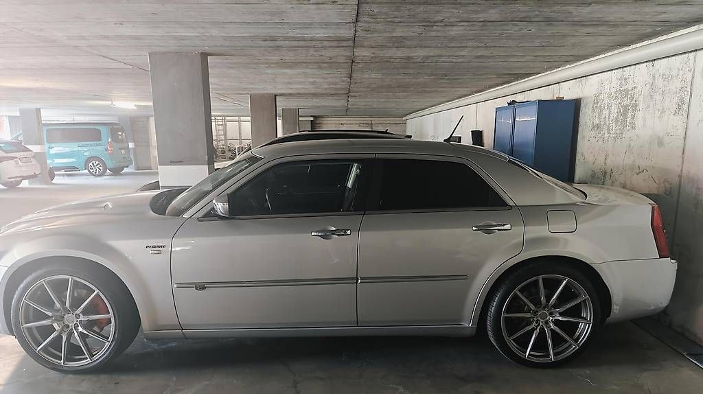 Automobili: Chrysler 300c V8 HEMI – Usato da Rüfenacht BE venduto da Regor86 1