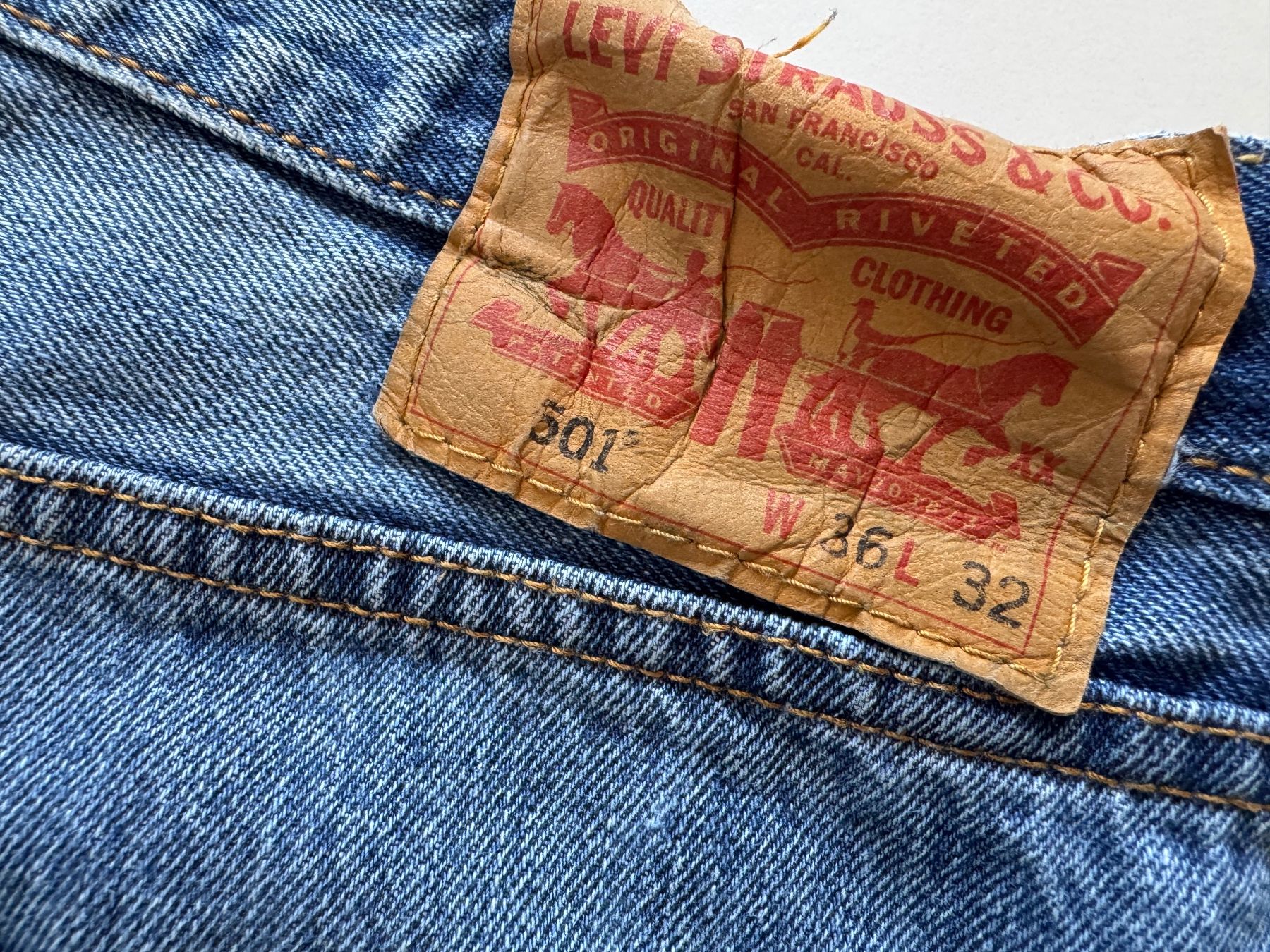 Levi's Jeans: Levis 501 denim W36 L32 – Usato da Neuchâtel venduto da _Easy_to_Find_ 1