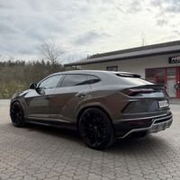 Lamborghini Urus Mieten