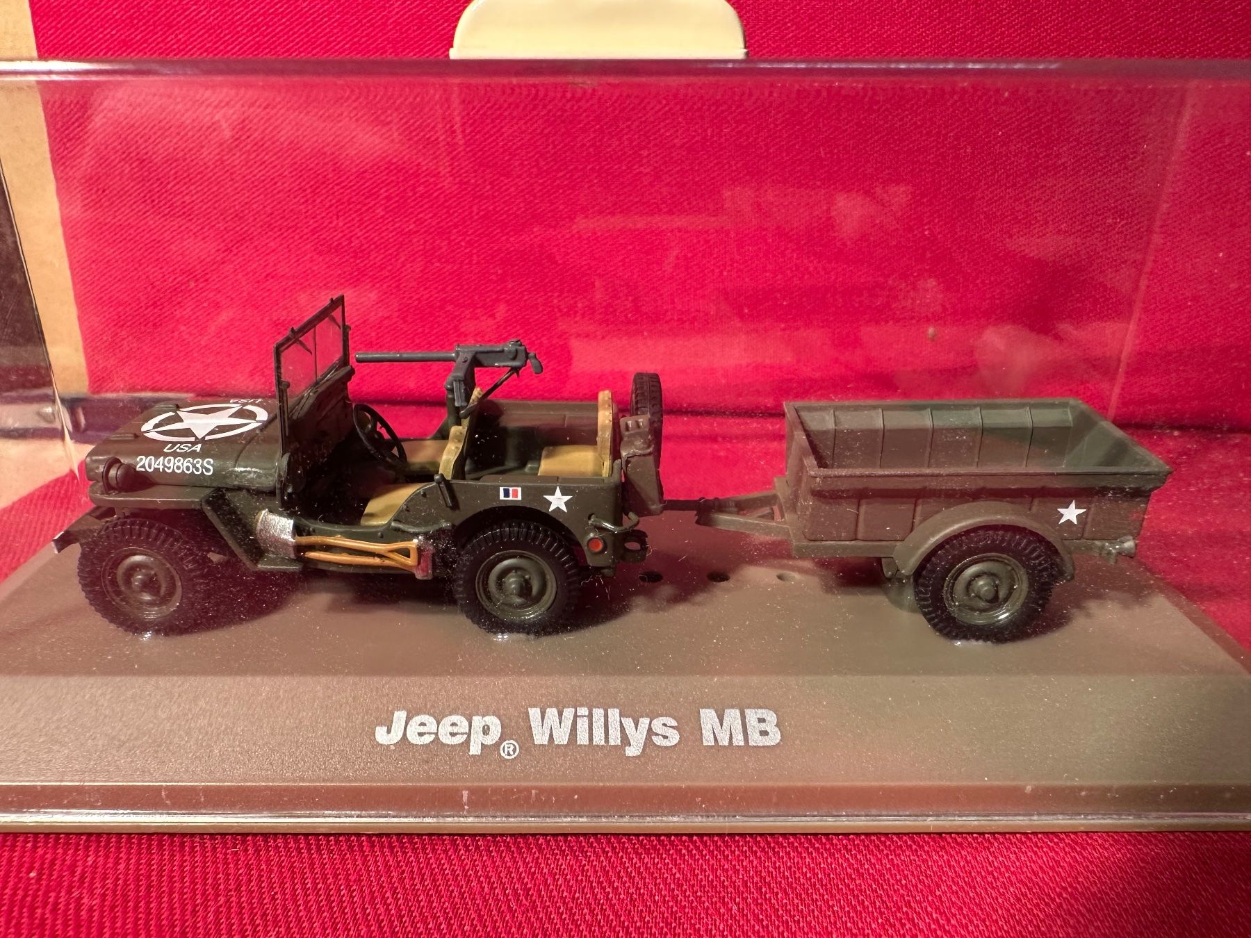 Jeep Modellini d'auto: Figurine Tintin sur Jeep Willys MB - Objet de collection – Usato da Lausanne venduto da vas_cdb2 3