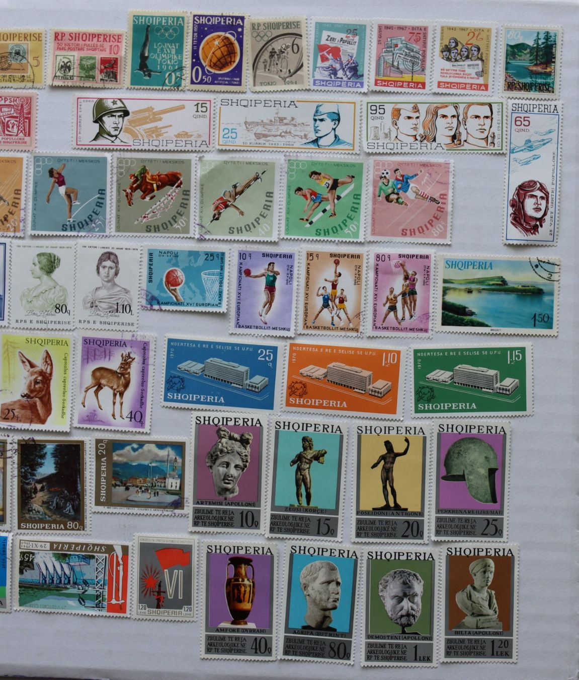 Tutti i francobolli: Briefmarken Albanien Lot 2 – Usato da Oberentfelden venduto da lakipul 2