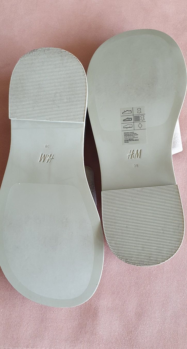 H&M Scarpe da donna: Velourleder Pantoletten gr 38 – Nuovo (secondo la descrizione) da Niederbipp venduto da fashionfuchs 4