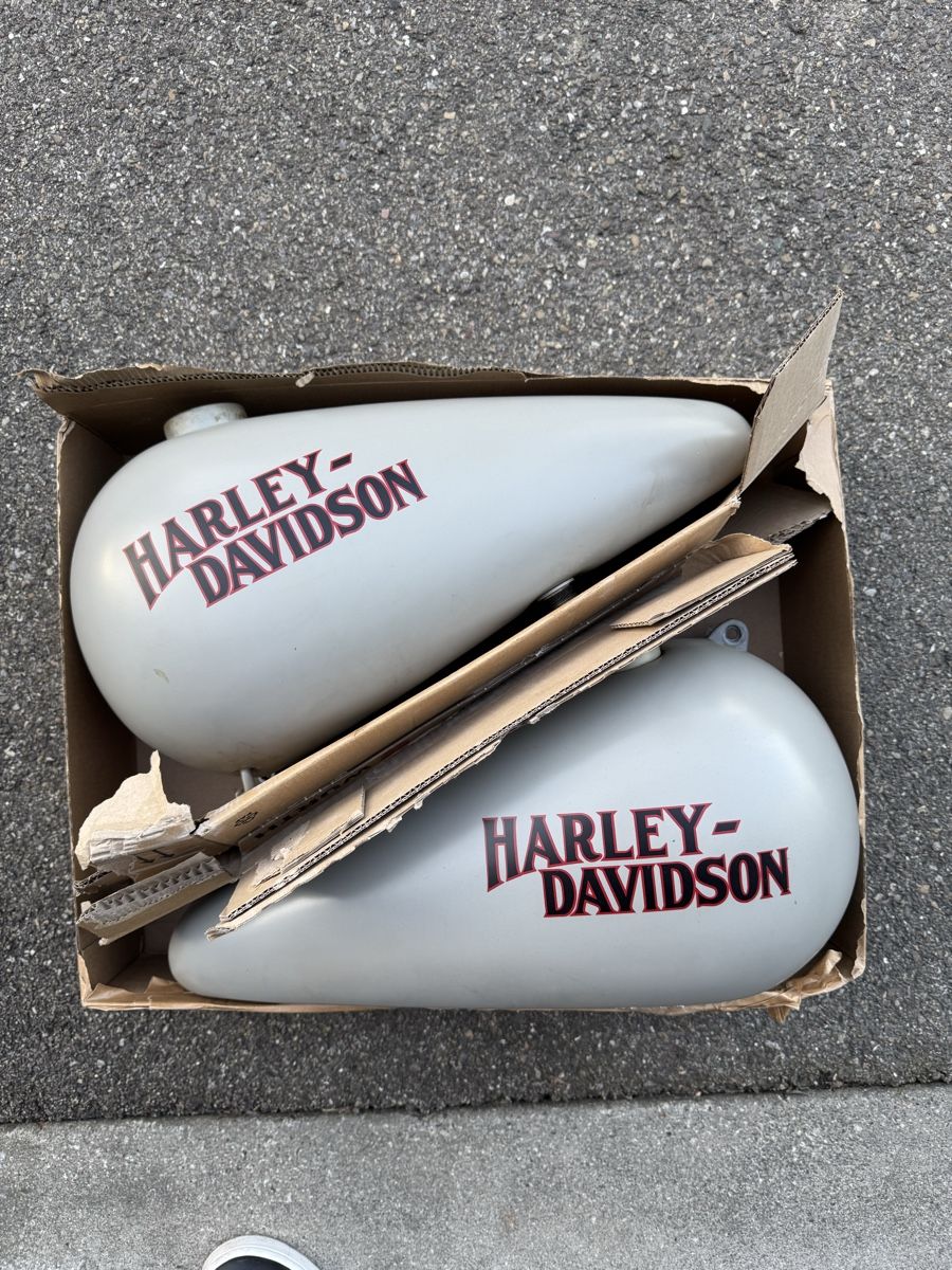 Harley-Davidson Sonstiges Fahrzeugzubehör: Harley Davidson 5 Gallonen Tank Panhead Shovelhead – Gebraucht aus Flawil von JamesDon 1