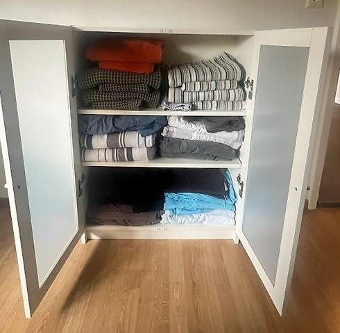 Schränke: Gratis abzugeben: Kleiner Schrank – Gebraucht aus Winterthur von Brummbaer1 1