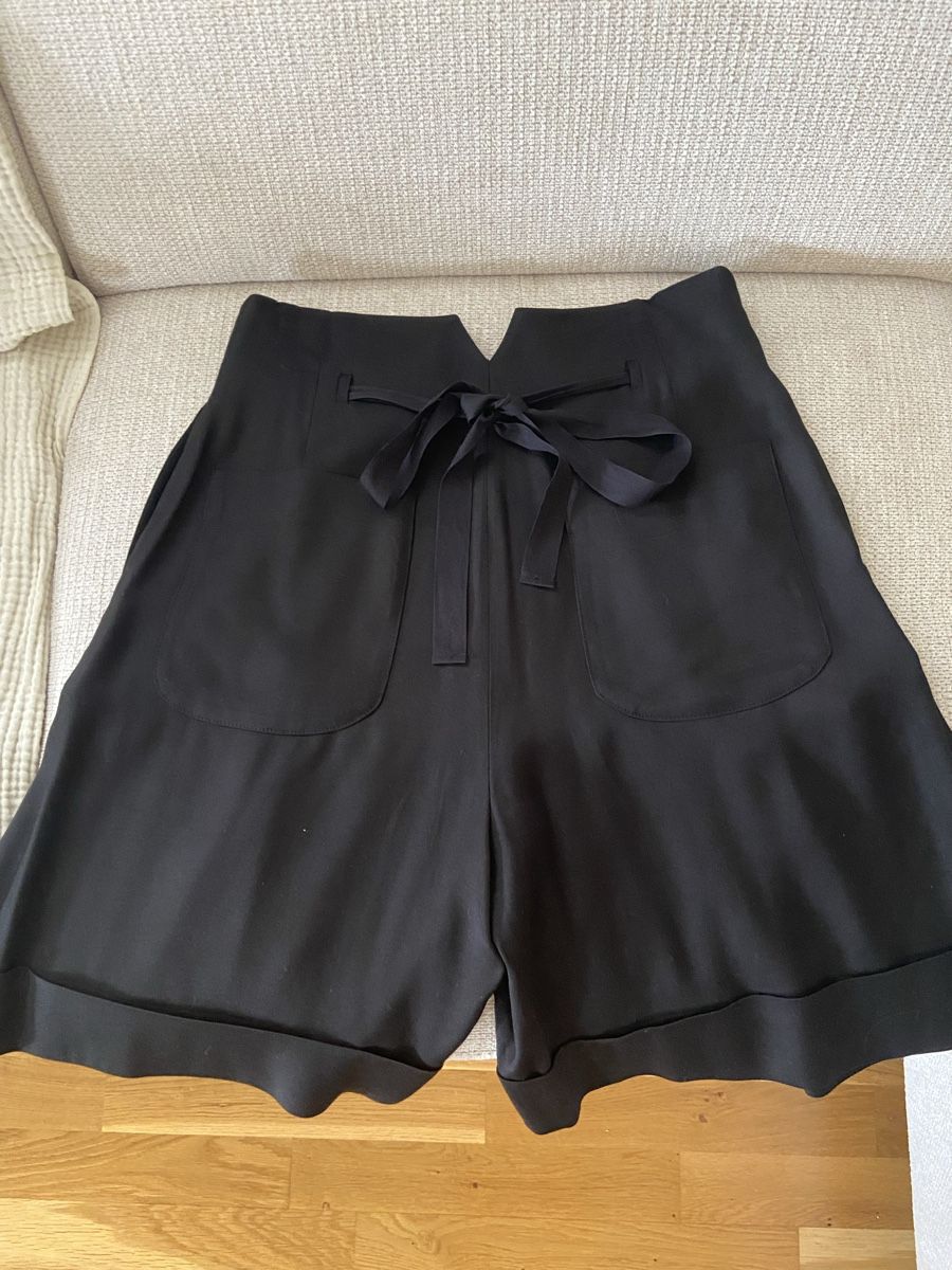 Zara Hosen: Shorts aus Viskose – Neu (gemäss Beschreibung) aus Ostermundigen von Natalia1973 4