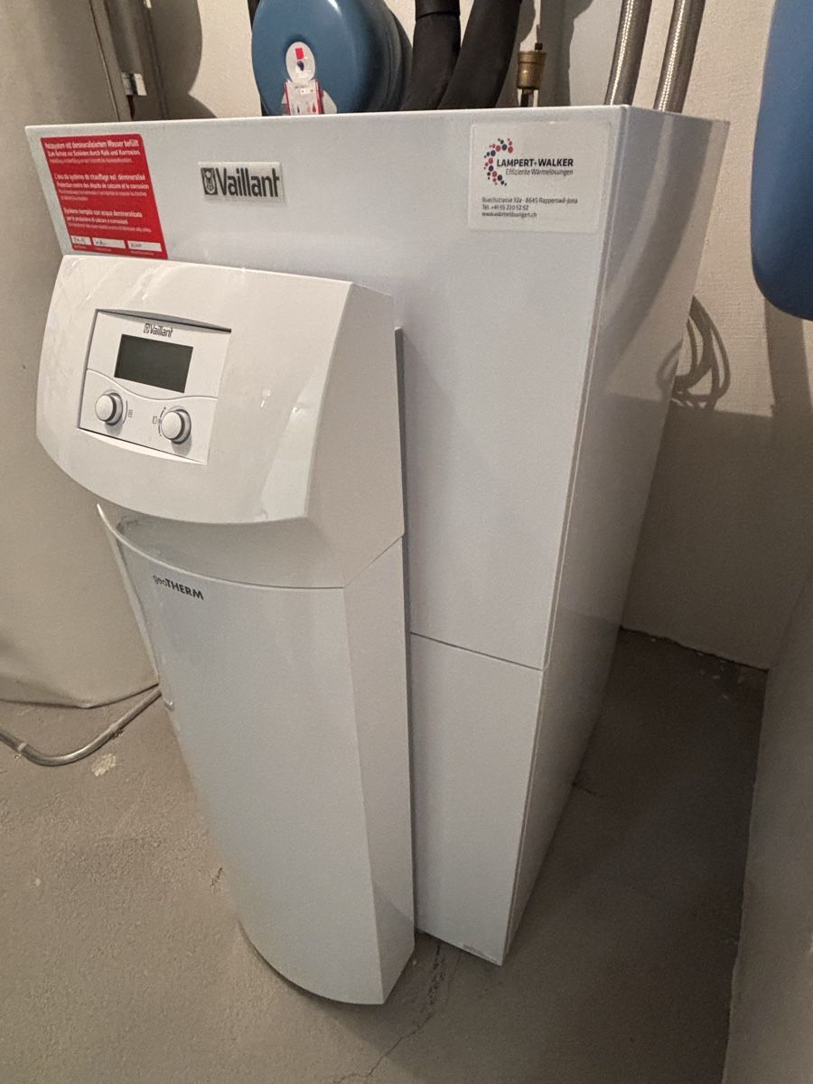 Radiatori: Vaillant Geotherm Wärmepumpe – Usato da Jona venduto da Sayaa 8