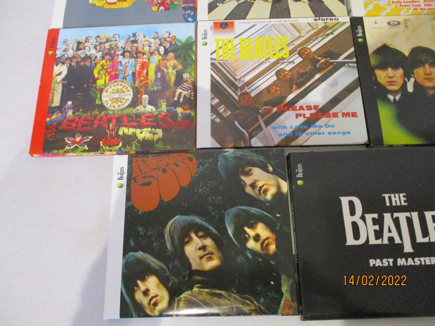 CD: 14 Beatles Alben, plus 1 DVD – Usato da Liestal venduto da Disc-Point 4