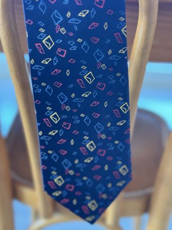 Elegante Seidenkrawatte Tianlei Briefmuster