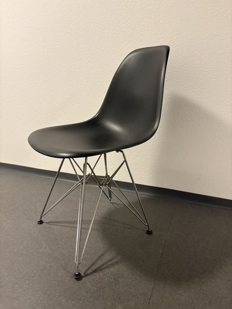 Sedie: Eames Plastic Side Chair DSR  6 pièces – Usato da Lausanne venduto da nezam12 1