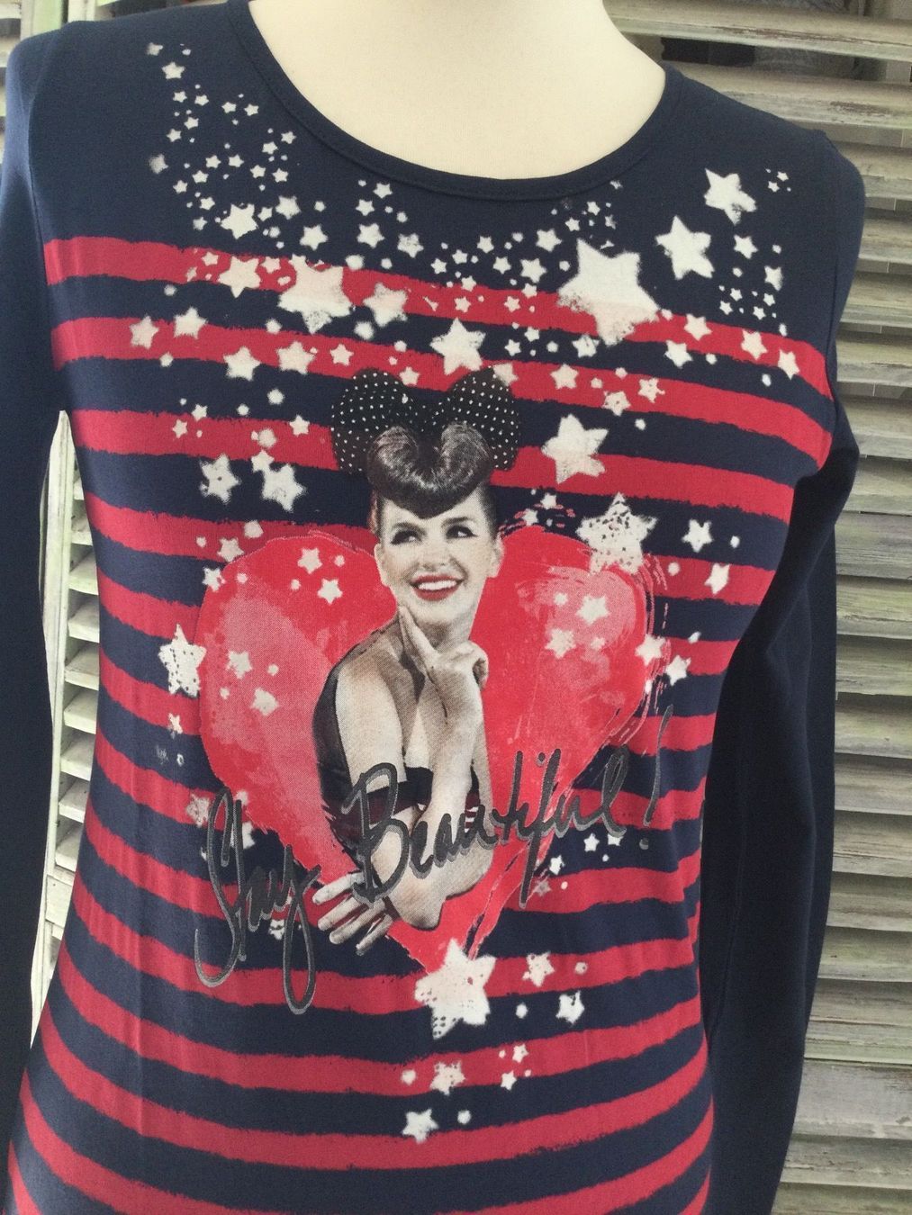 Top: Sweat marine rayé rouge USA, taille M – Nuovo e nell'imballaggio originale da Agiez venduto da chouchanelle 1