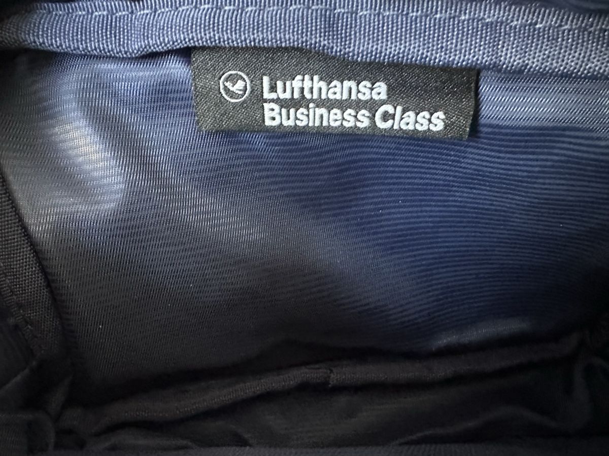 Custodie per cosmetici: Lufthansa Business Class Amenity Kit – Nuovo (secondo la descrizione) da Büren SO venduto da Nico59 2