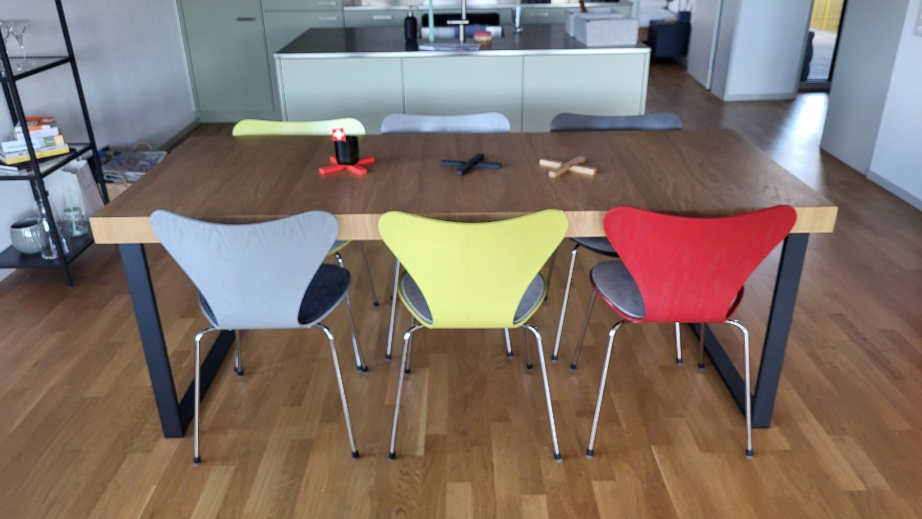 Ikea Tische: Tisch Tarsele IKEA – Gebraucht aus Arlesheim von 4cl_n6pw 2