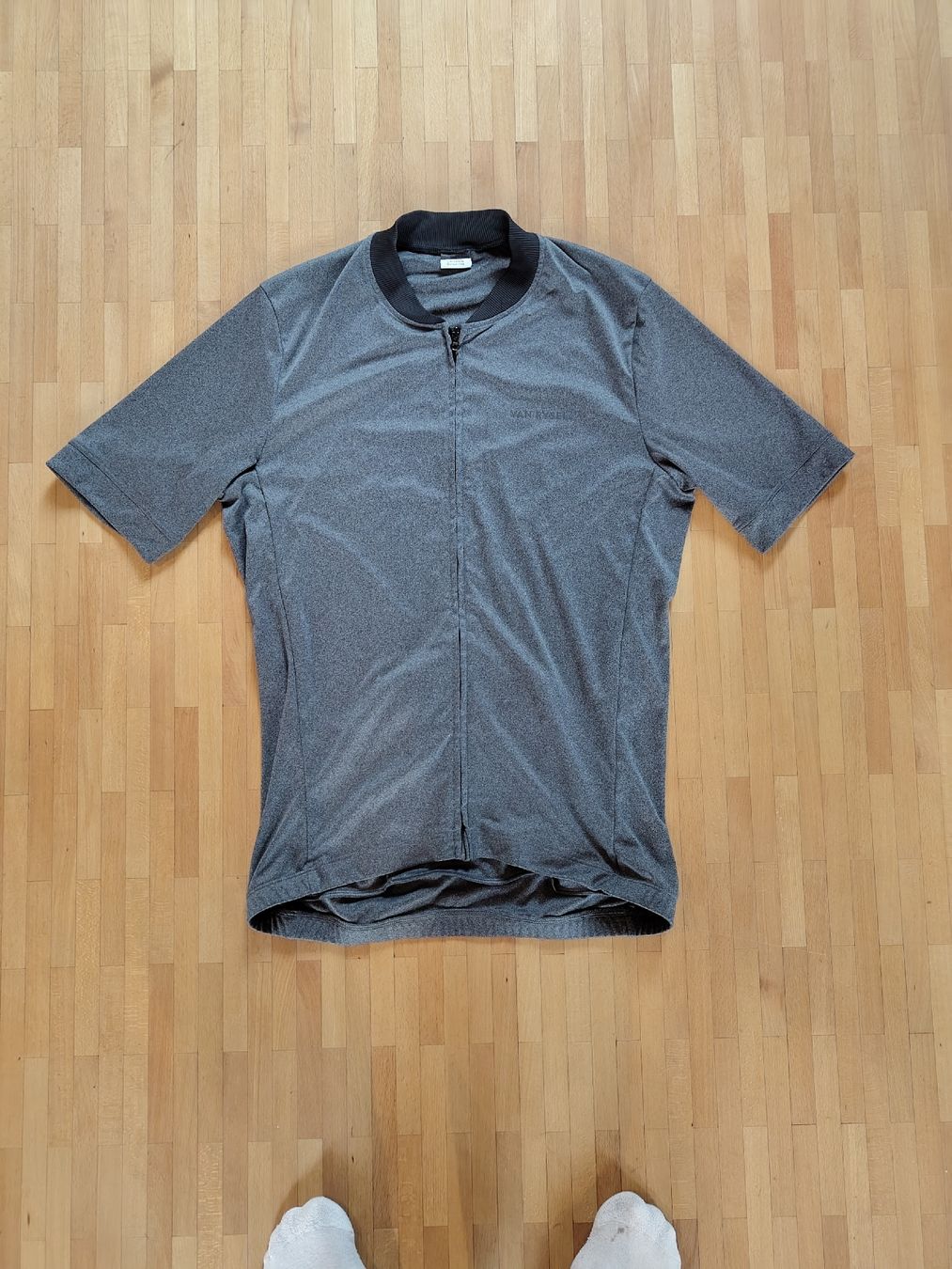 Van Rysel Canottiere & Pantaloni: Maillot de vélo Van rysel – Usato da Pâquier-Montbarry venduto da adr_g926