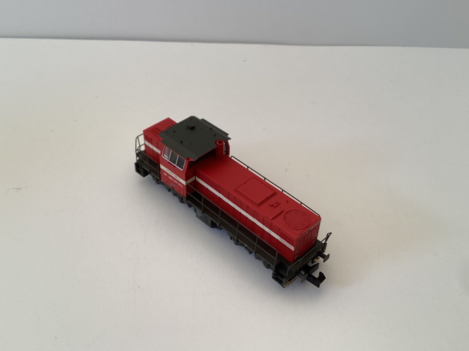 Fleischmann Modellini di ferrovie: Minitrix Am 842 000-2 SBB 1:160 – Difettoso da Effretikon venduto da simtek_de 1