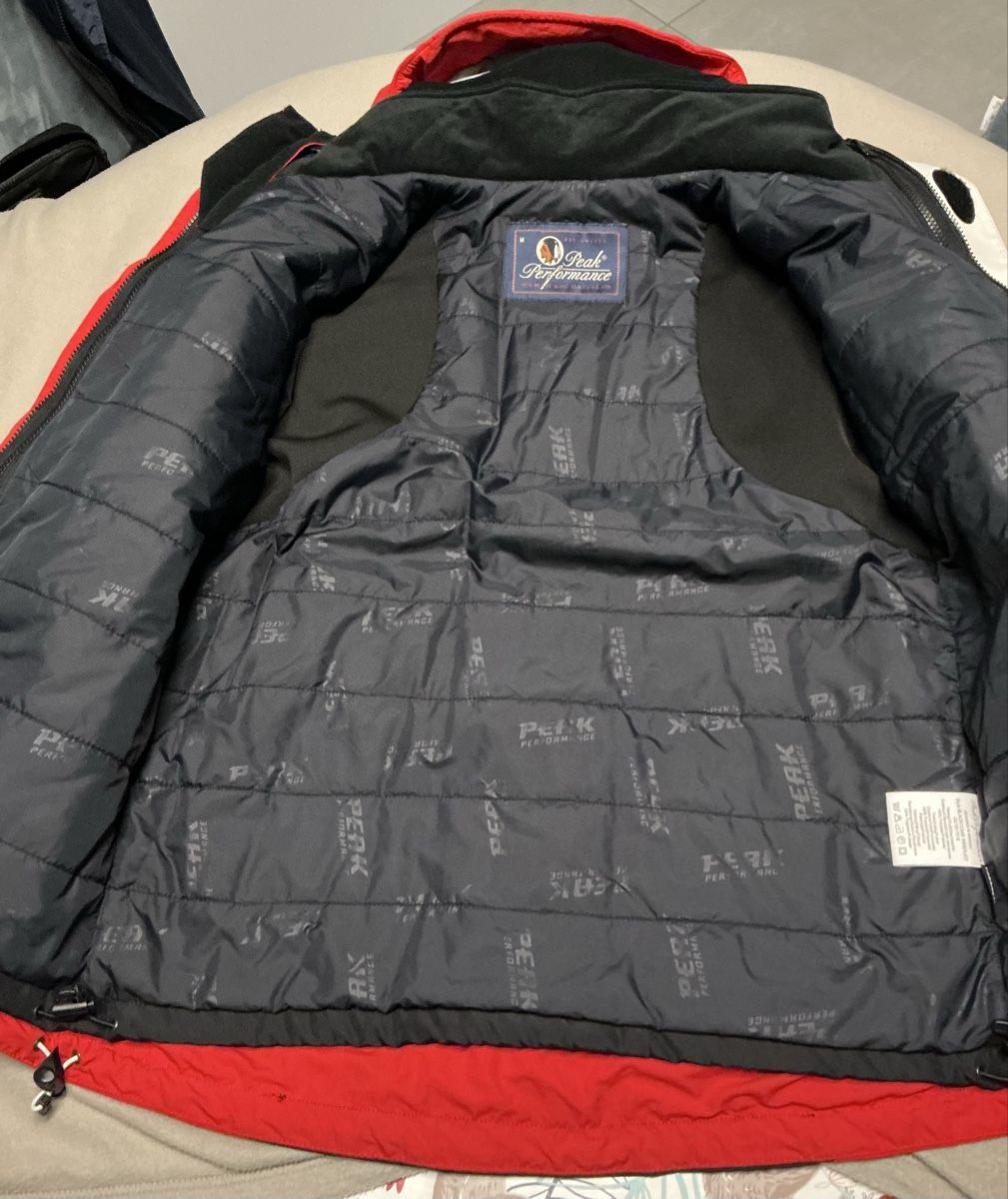 Peak Performance Jacken: Giacca da sci Peak Performance – Gebraucht aus Cadenazzo von bor_5v5k 1