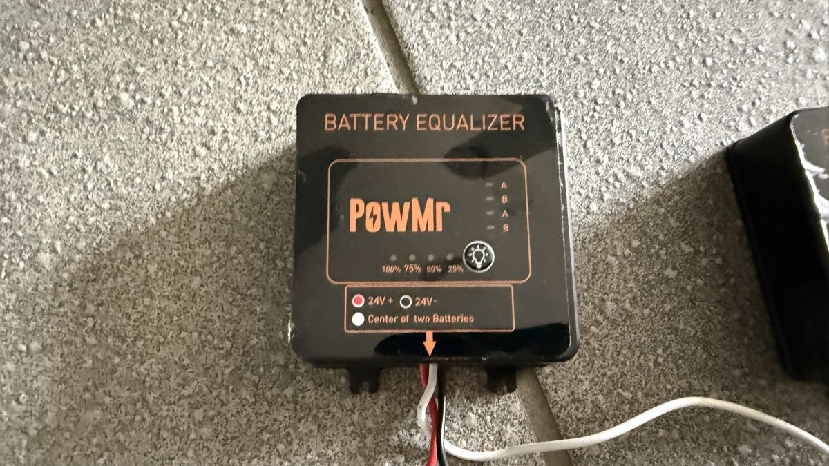 Accus & piles: Batterie Equalizer PowMr 24V – D'occasion à Dättlikon par djphenom