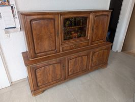 Buffet Schrank Holz mit Glasvitrine und Fächern, ohne Inhalt