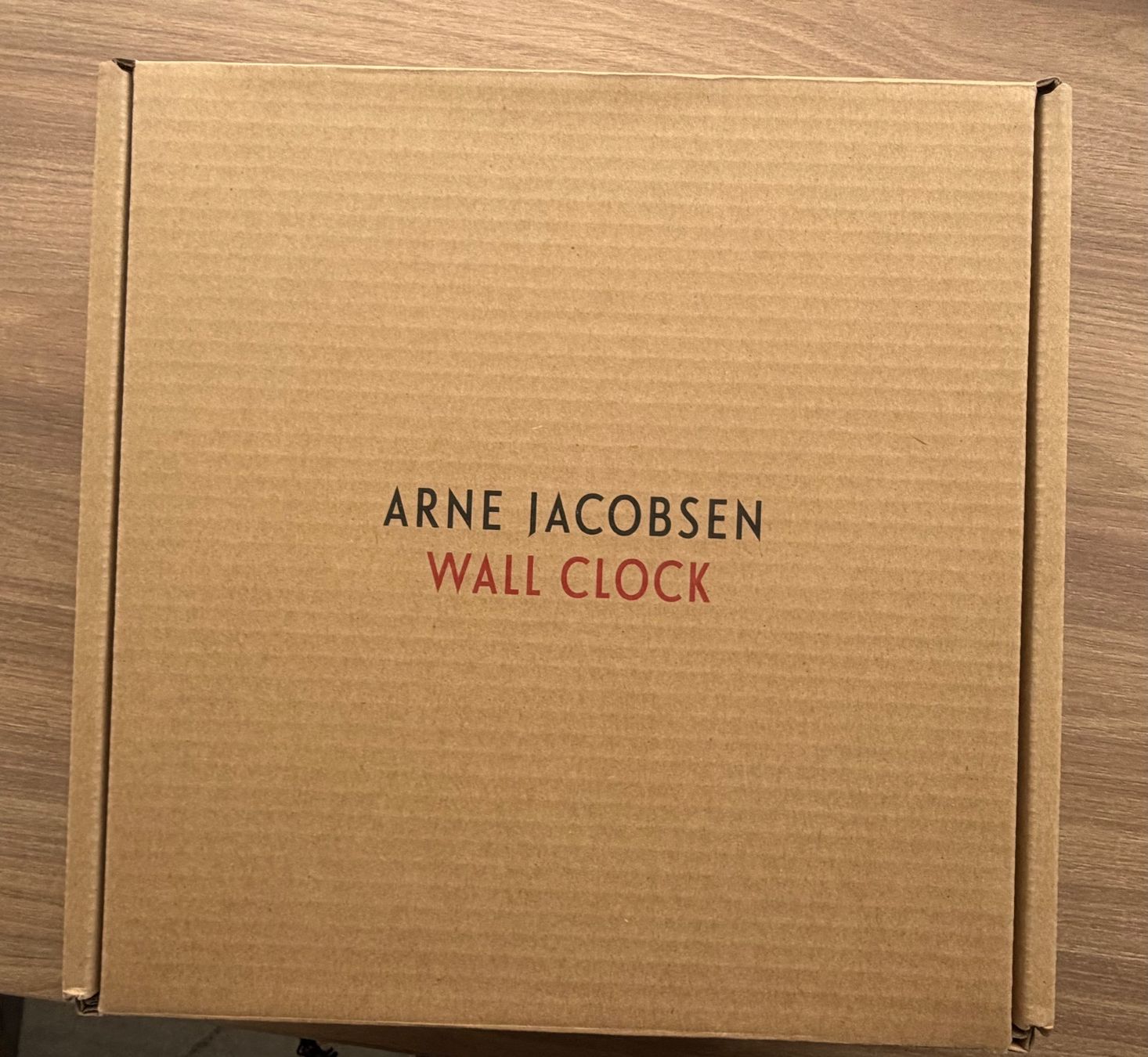 Arne Jacobsen Watches Montres: Arne Jacobsen Wand-Uhr – Neuf avec emballage d'origine à Meilen par Sura18 5
