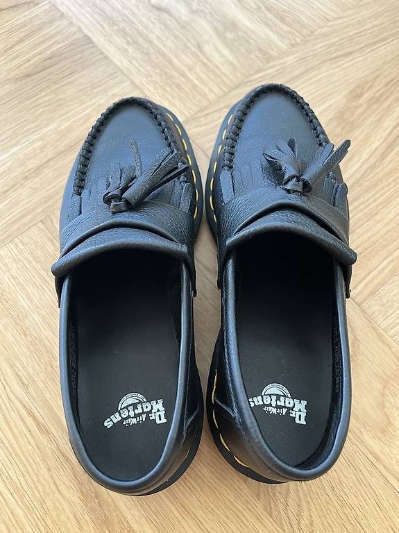Dr. Martens Chaussures femmes: Schwarze Dr. Martens Adrian Loafer – D'occasion à Zürich par srh.wright