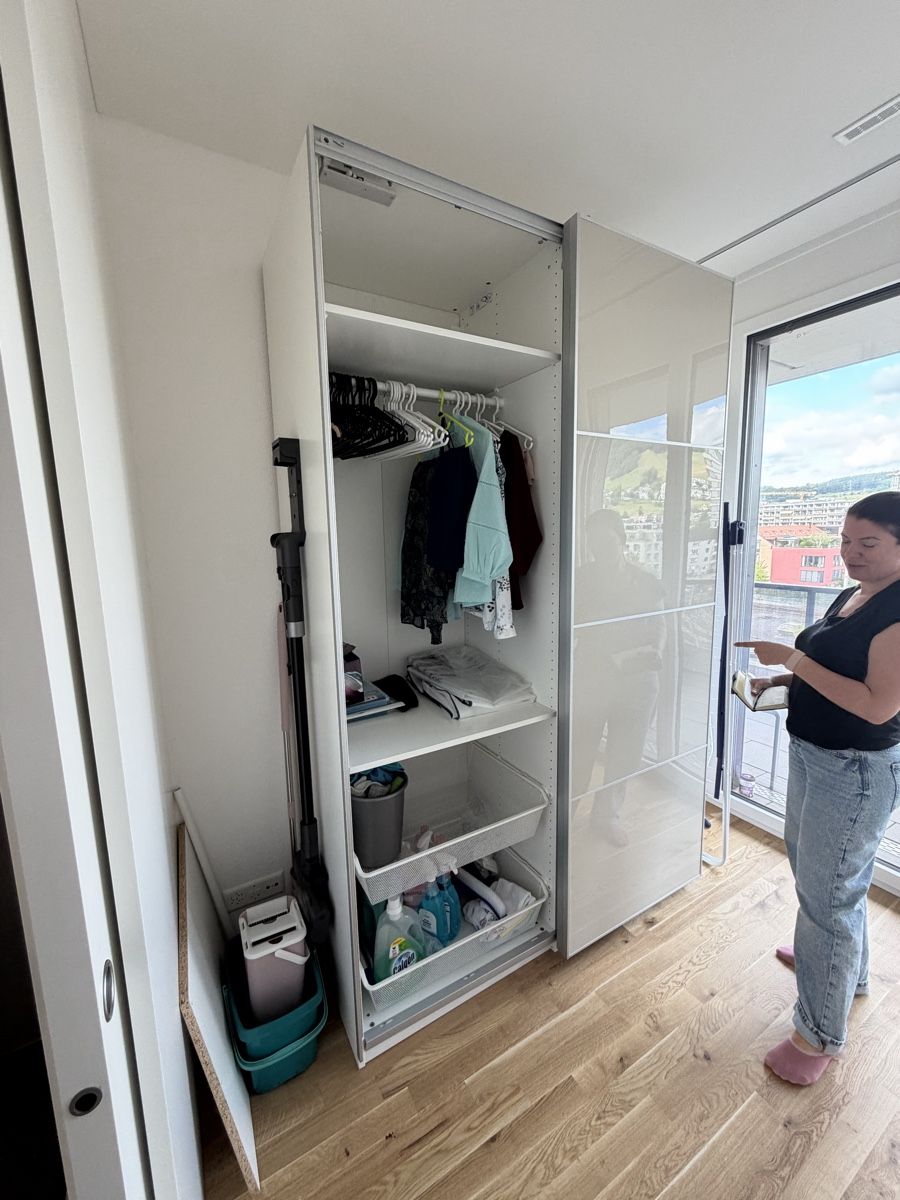 Ikea Armadi: Wardrobe – Usato da Zug venduto da lap_88cb