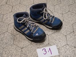 Adidas Traxion Kinder Wanderschuhe Grösse 31 gebraucht