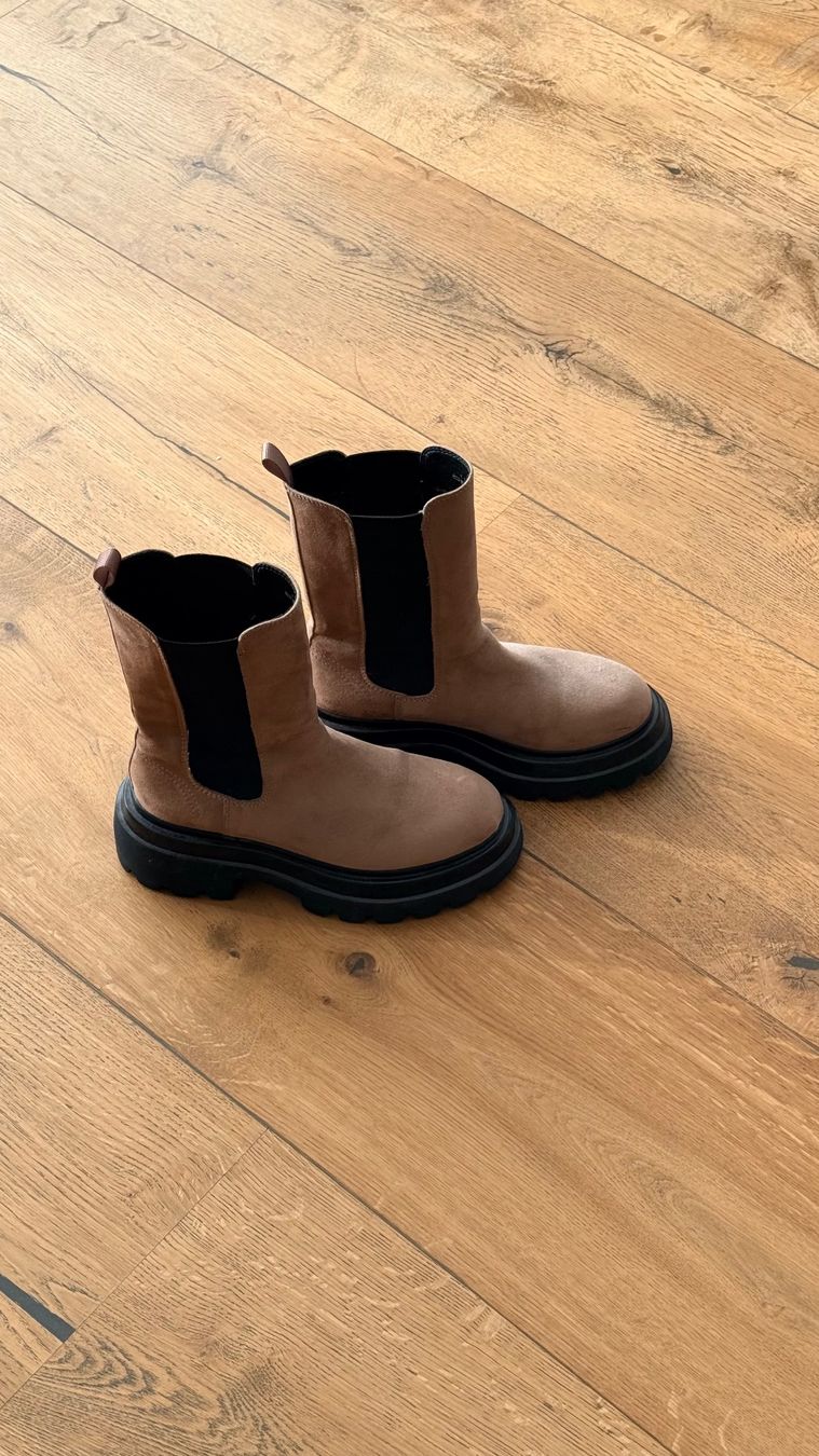 Dosenbach Scarpe da donna: Boots aus dem Dosenbach – Usato da Steffisburg venduto da Ryanayr 3