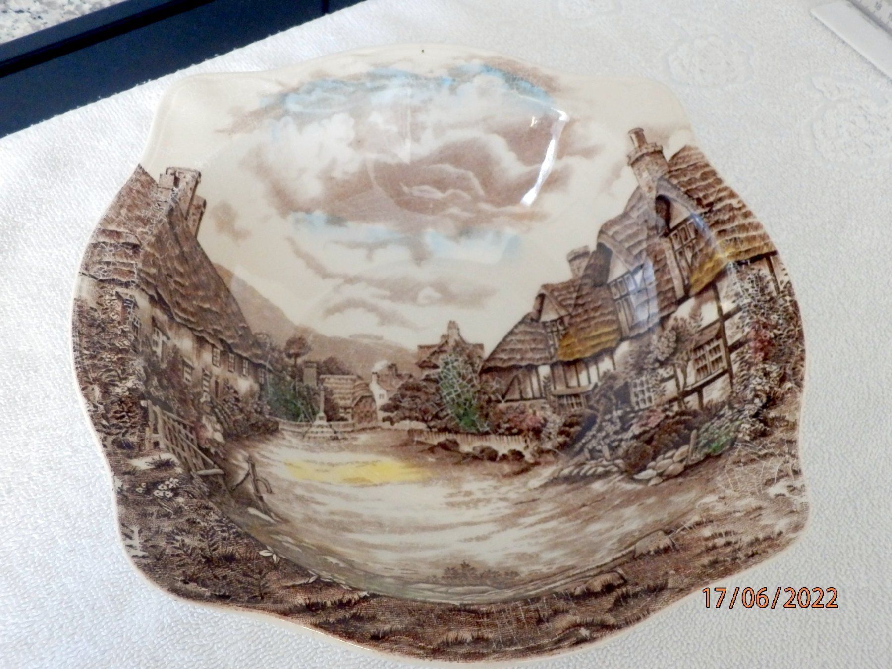 Johnson Brothers Ciotole: Früchte- oder Gemüseschüssel, Olde English by Johnson Bros – Usato da Ueberstorf venduto da dinbau 2