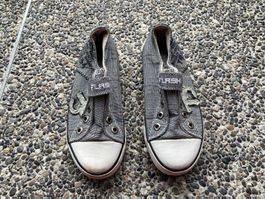 Turnschuhe, Sneakers Gr. 30