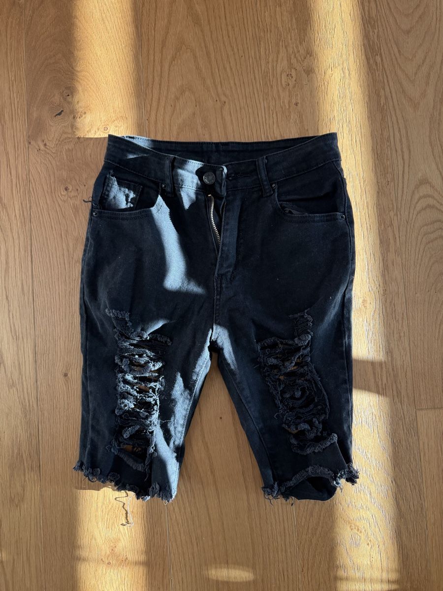 Lots de vêtements: Kleiderpacket – D'occasion à Mellingen par eli_7hdx
