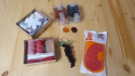 Diverses Dekomaterial im Set