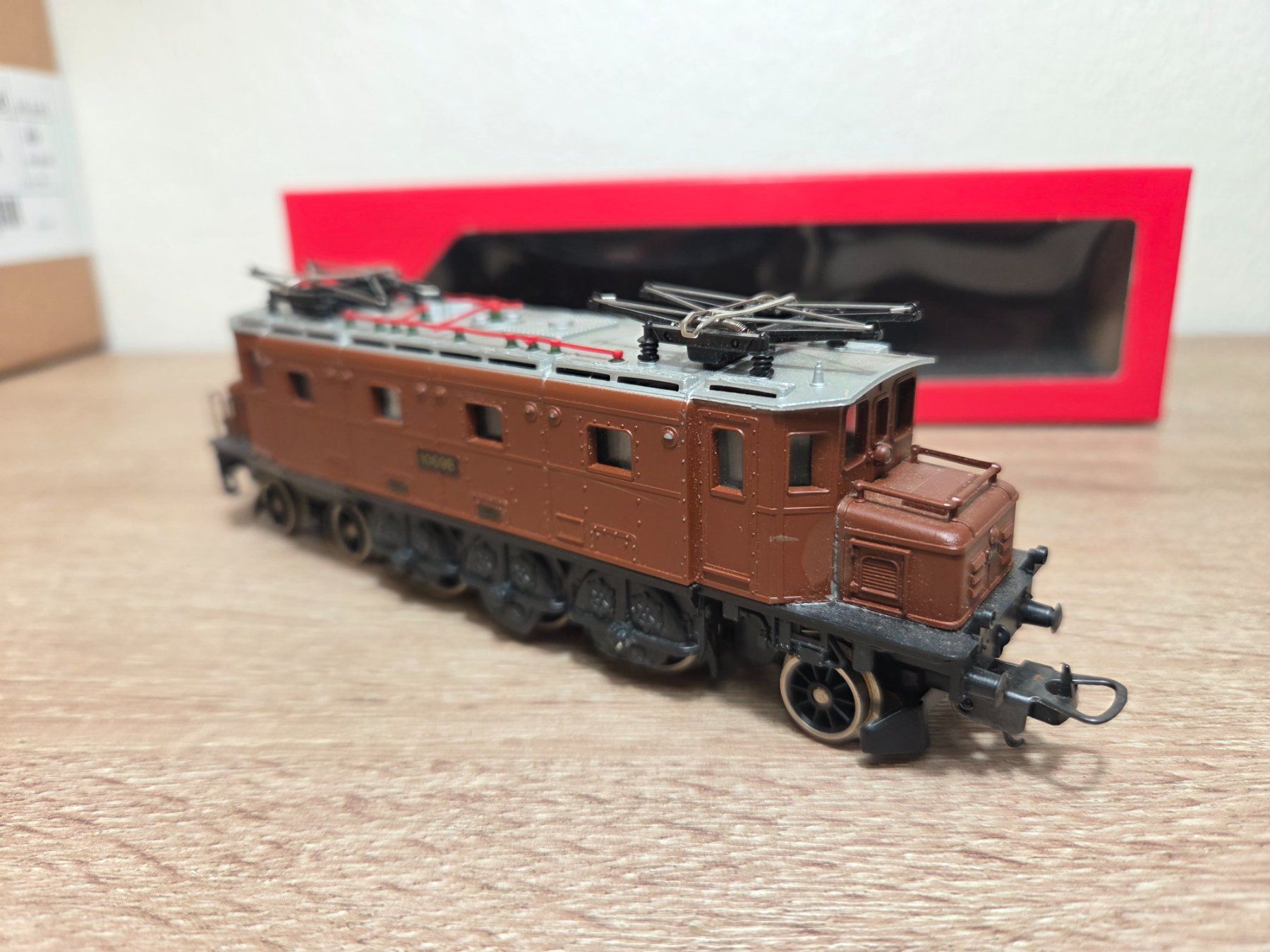 Lima Modellini di ferrovie: Lima E-Lok 10698 SBB H0 – Usato da St-Aubin-Sauges venduto da Lo_Go 3