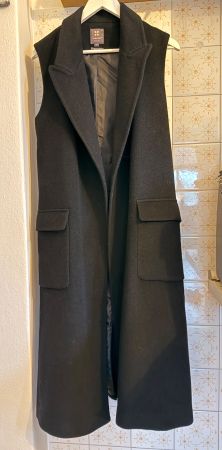 Gilet lungo nero in lana
