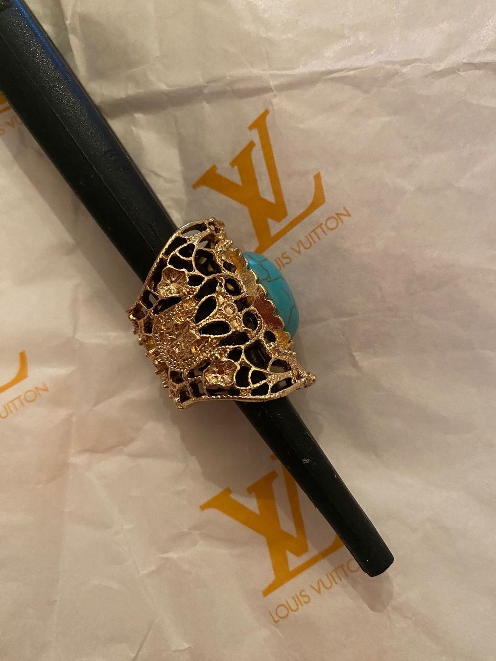 Ringe: Perfekter Auftritt mit diesem tollen Modeschmuck Ring, 18mm – Gebraucht aus Winkel von ferrari2022 5