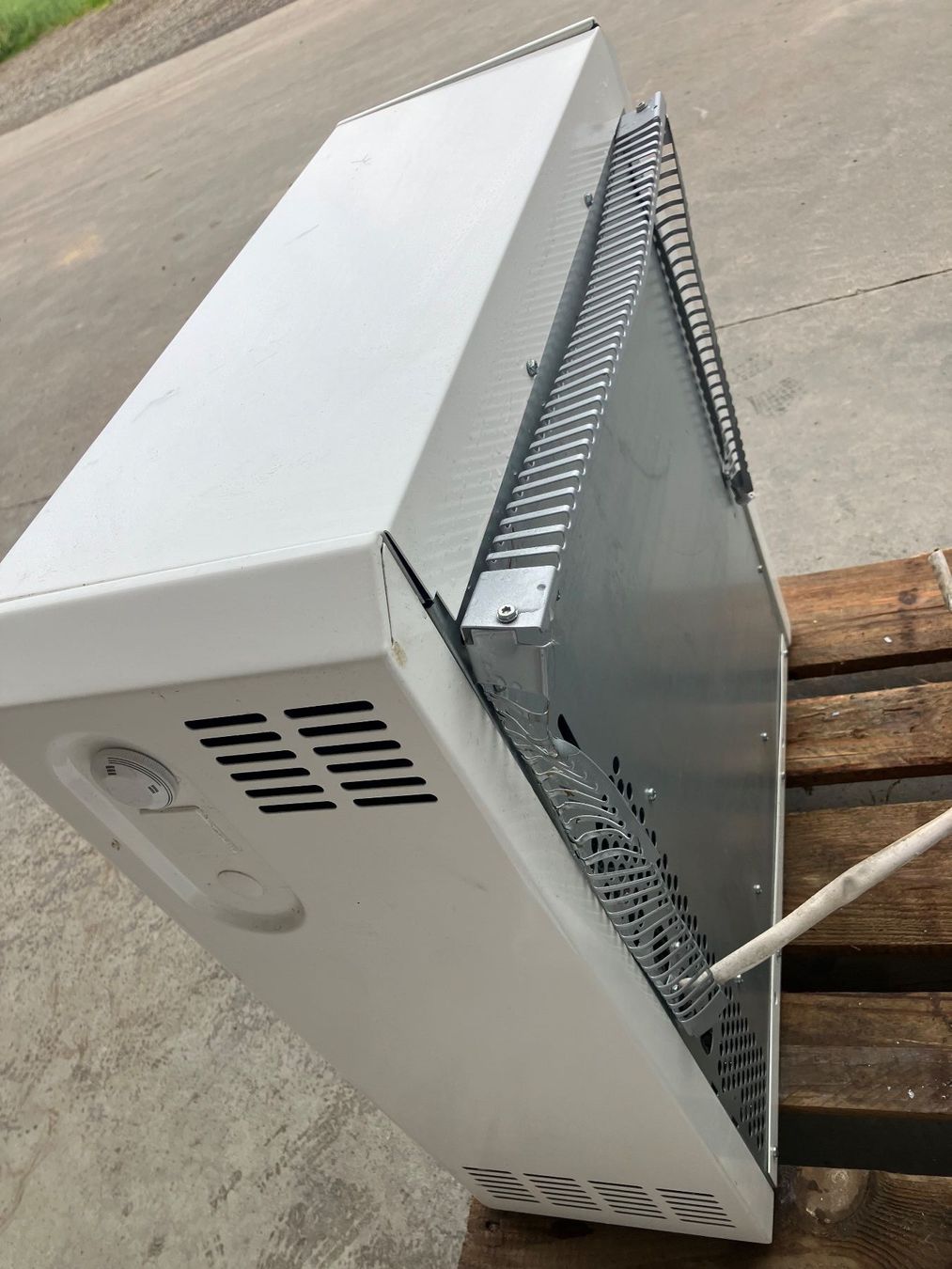 Radiatori: Heizstrahler, Heizgerät Dimplex 2kW – Usato da Grosswangen venduto da werkstatt6022 1