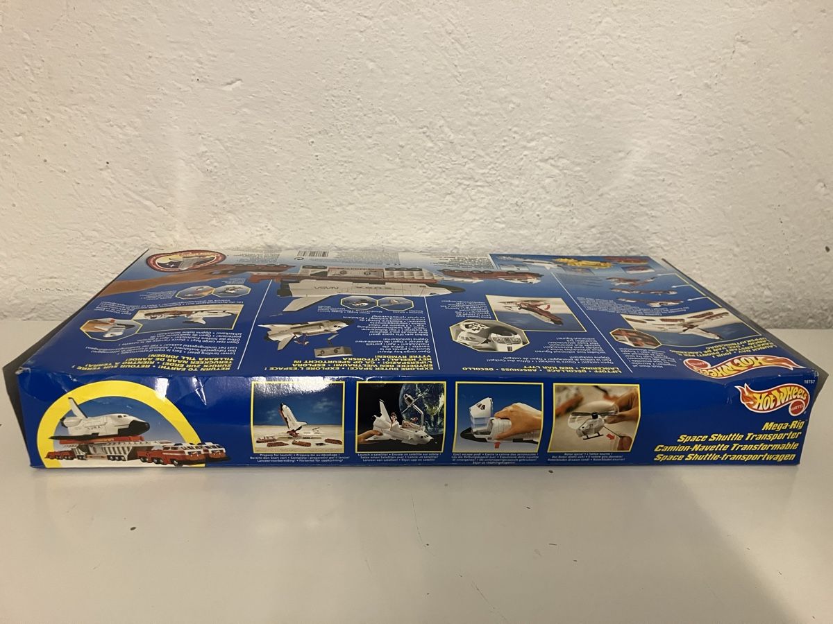 Hot Wheels Modellini d'auto: Hot wheels Spaceshuttle Set von Mattel – Nuovo e nell'imballaggio originale da Lausen venduto da pipo4415 4