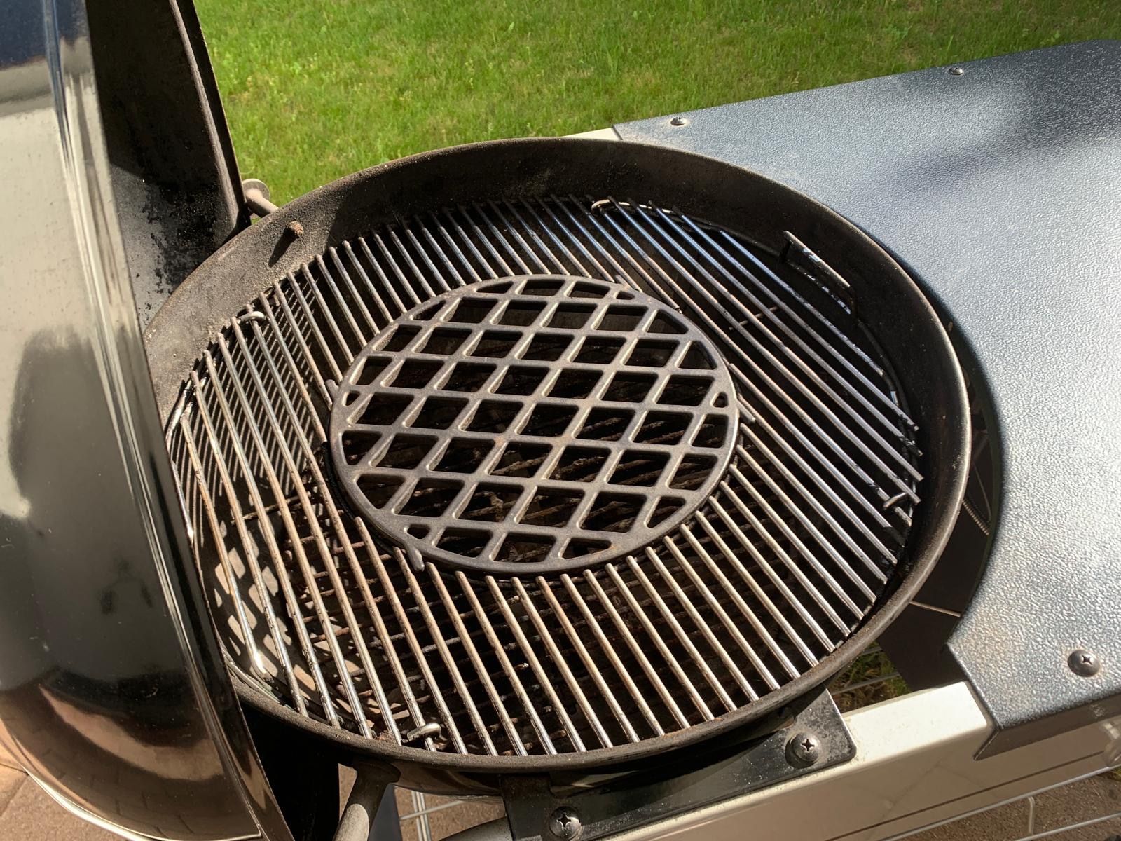 Weber Grils: Weber Performer GBS Deluxe 57 cm – D'occasion à Villmergen par Alpenzeiger 2