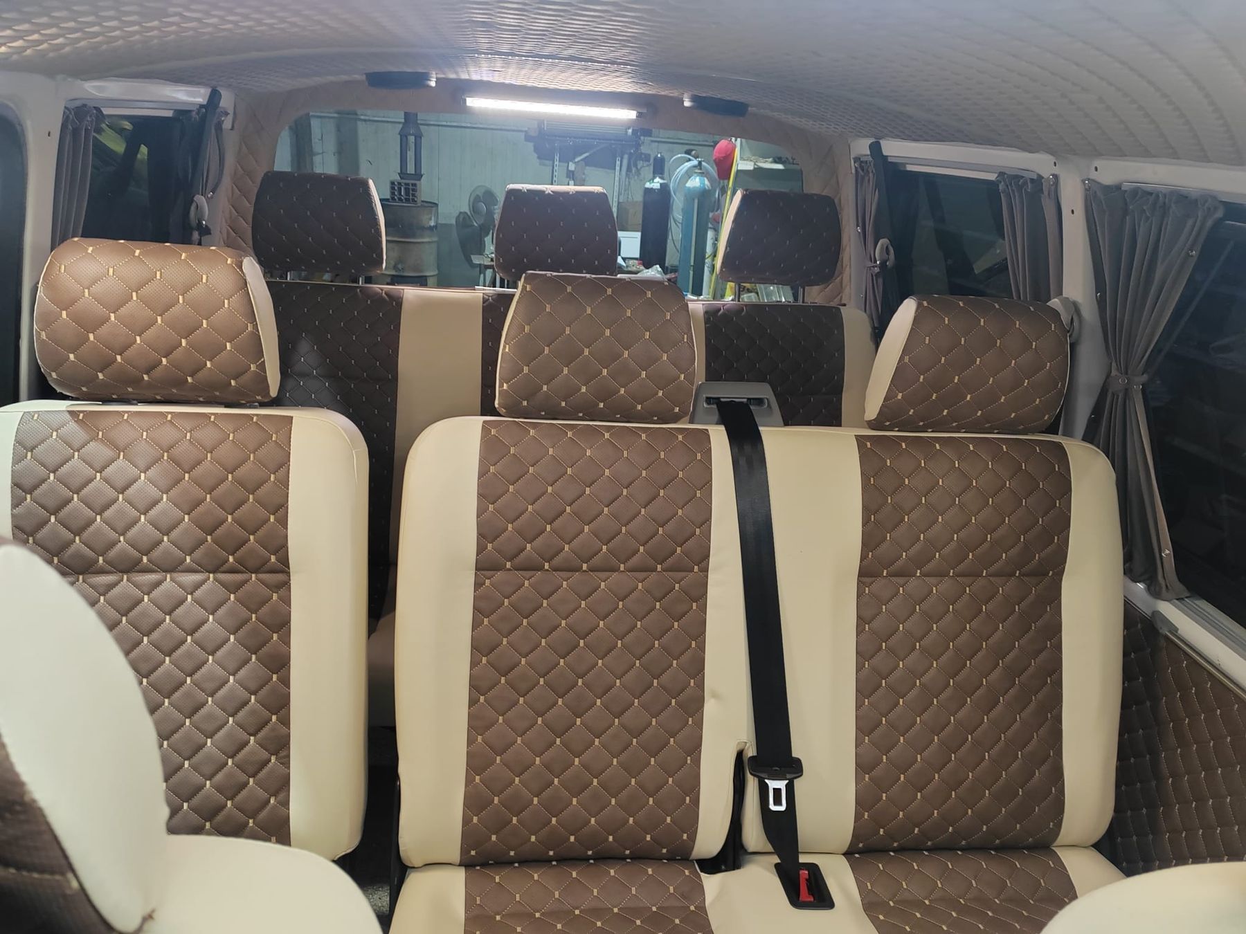 VW Automobili: VW T5 CAMPER (9 SITZ) – Usato da Dietlikon venduto da svajc80 6