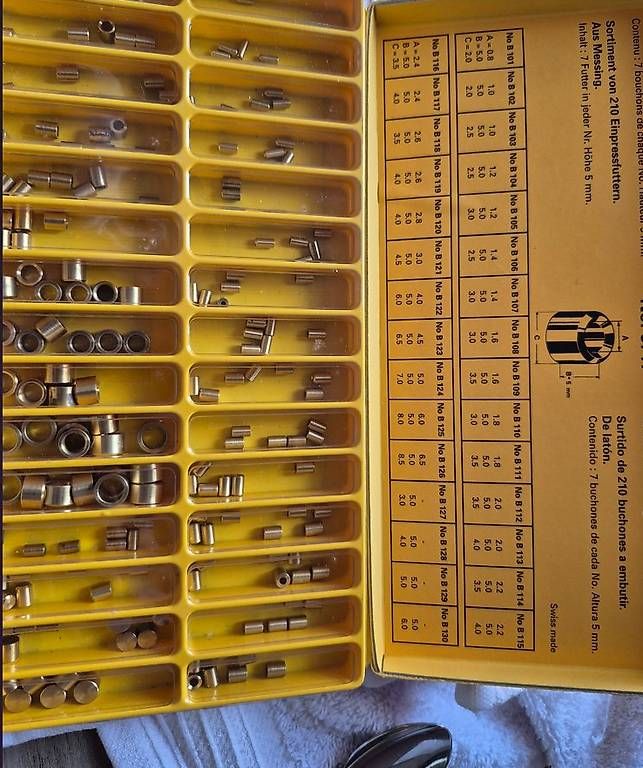 Alle Maschinen: Bergeron 6717:  Einpressfuttern  / Bouchons à chasser – Gebraucht aus Biel/Bienne von neo_mb8t 2