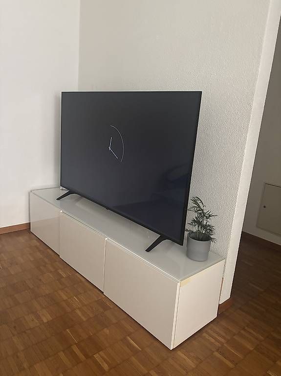 Ikea Mobili TV: Ikea Besta TV-Möbel – Usato da Dübendorf venduto da tay_jcn7