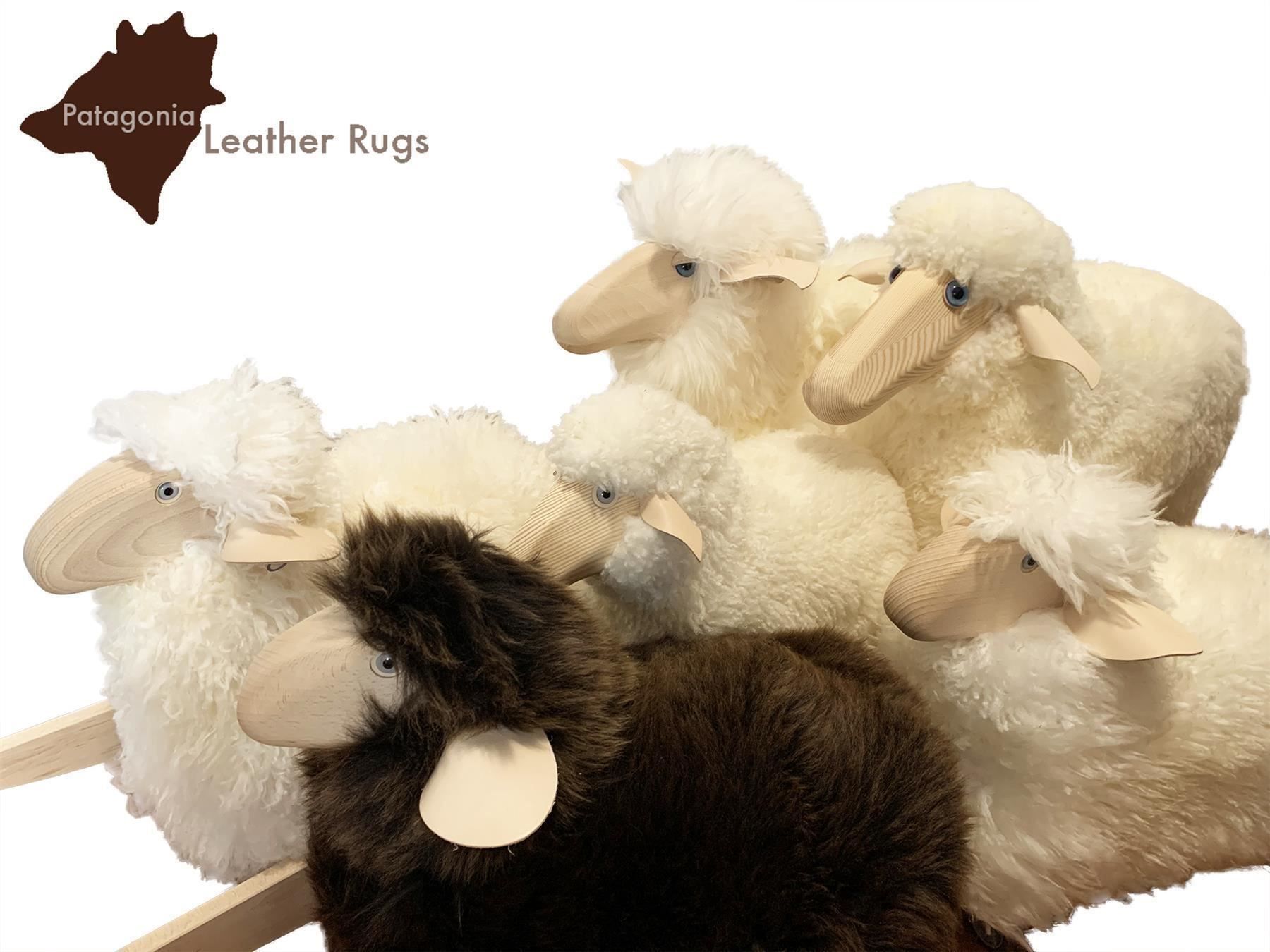 Veicoli per bambini: Lamm zum Rutschen, weißes Fell – Nuovo e nell'imballaggio originale da Arbedo venduto da patagonialeatherrugs 4