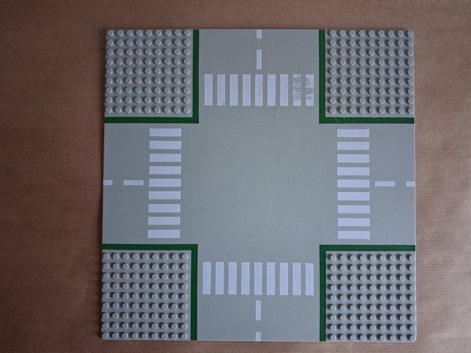 Lego Jouets: 10 Lego Strassenplatten 32x32 Noppen. Grau – D'occasion à Hagendorn par siwasi3 6