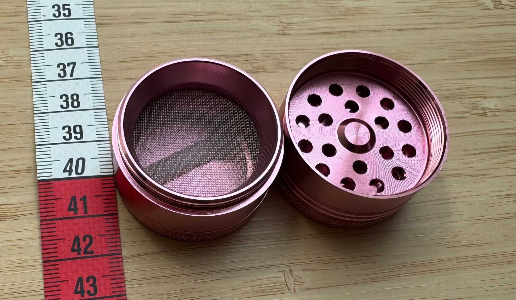 Tabacchi: rosa Metall Grinder, rose, Mühle – Nuovo e nell'imballaggio originale da Winterthur venduto da YaV 3