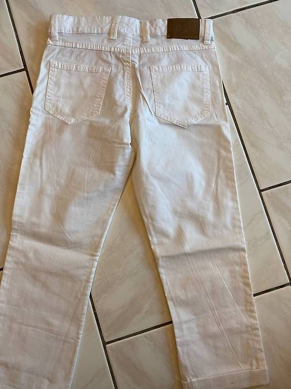 Hosen: Vend pantalon enfant Ferrari – Gebraucht aus Morrens VD von gia_sfs5 2