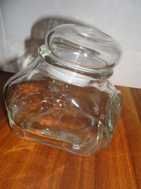 Bicchieri: Glasdose Vorratsglas mit Deckel ca. 12cm hoch – Usato da Ergisch venduto da Haemmerli59 2
