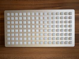Monome 128 Grid (Variable Light) – Mint Condition