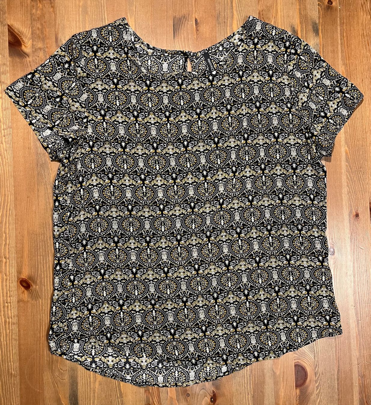 Camicette: Bluse - Chicorée - Grösse L – Usato da Altdorf UR venduto da Mini037